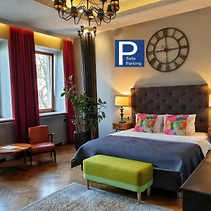 sleepwell-apartments-ordynacka.warsawhotelspoland.com/